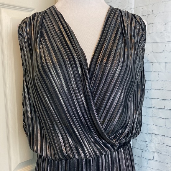 L’Agence Pleated Metallic Silver Black Satin Maxi Dress L Sexy Disco Maximalist - Picture 5 of 16